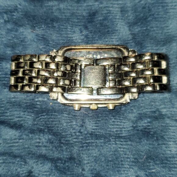 NY & C New York & Company Analog Wristwatch Gunmetal Band‎ & Case Crystals - Picture 6 of 6